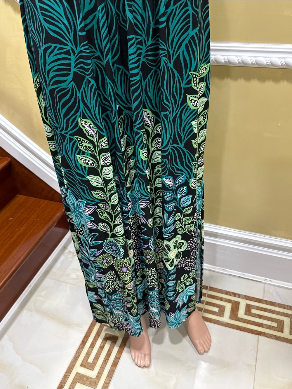 London Times Teal and Black Leaf-Print Halter Maxi Dress - Picture 6 of 9